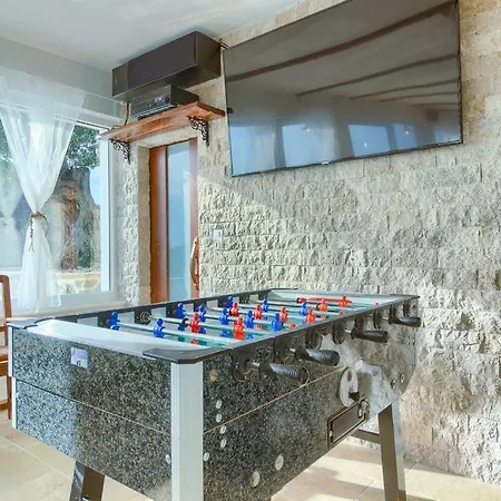Bucinovi Villa Sevid